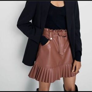 Dirty Pink Faux Leather Zara Skirt - Size Medium